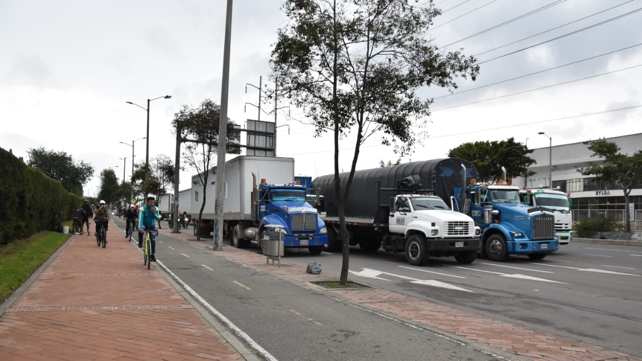 Paro nacional: paro camionero y bloqueos en las vías.
