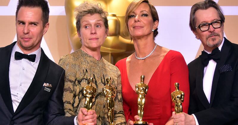 Gary Oldman (de gafas) está nominado a mejor actor en película de drama, por 'Mank' Crédito: Frederic J. Brown / AFP.