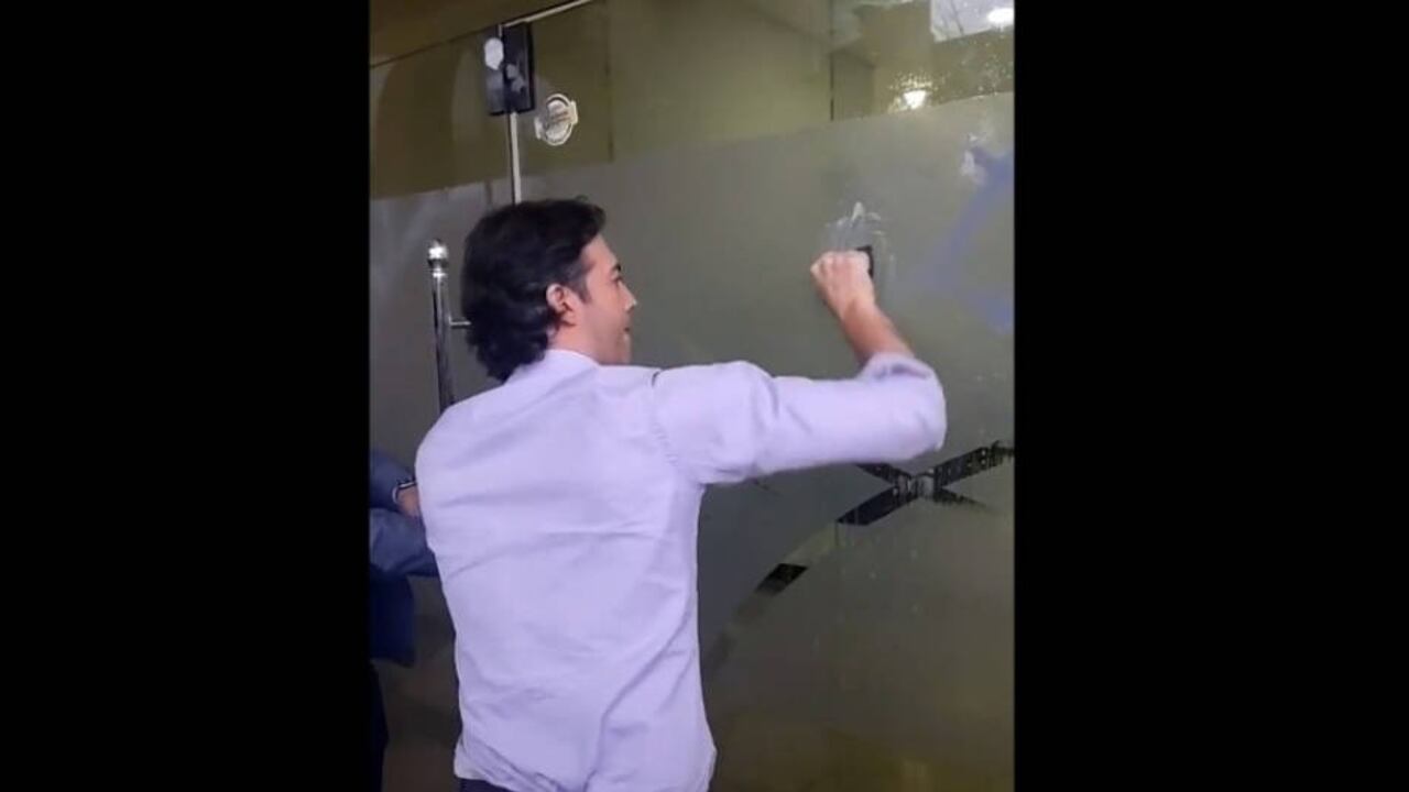 La protesta que apela a la violencia recibe con justicia el rechazo ciudadano. Nadie ganó nada hoy, hoy perdimos todos", dijo.