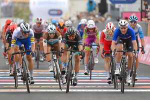 El embalaje en la meta de la etapa 4.