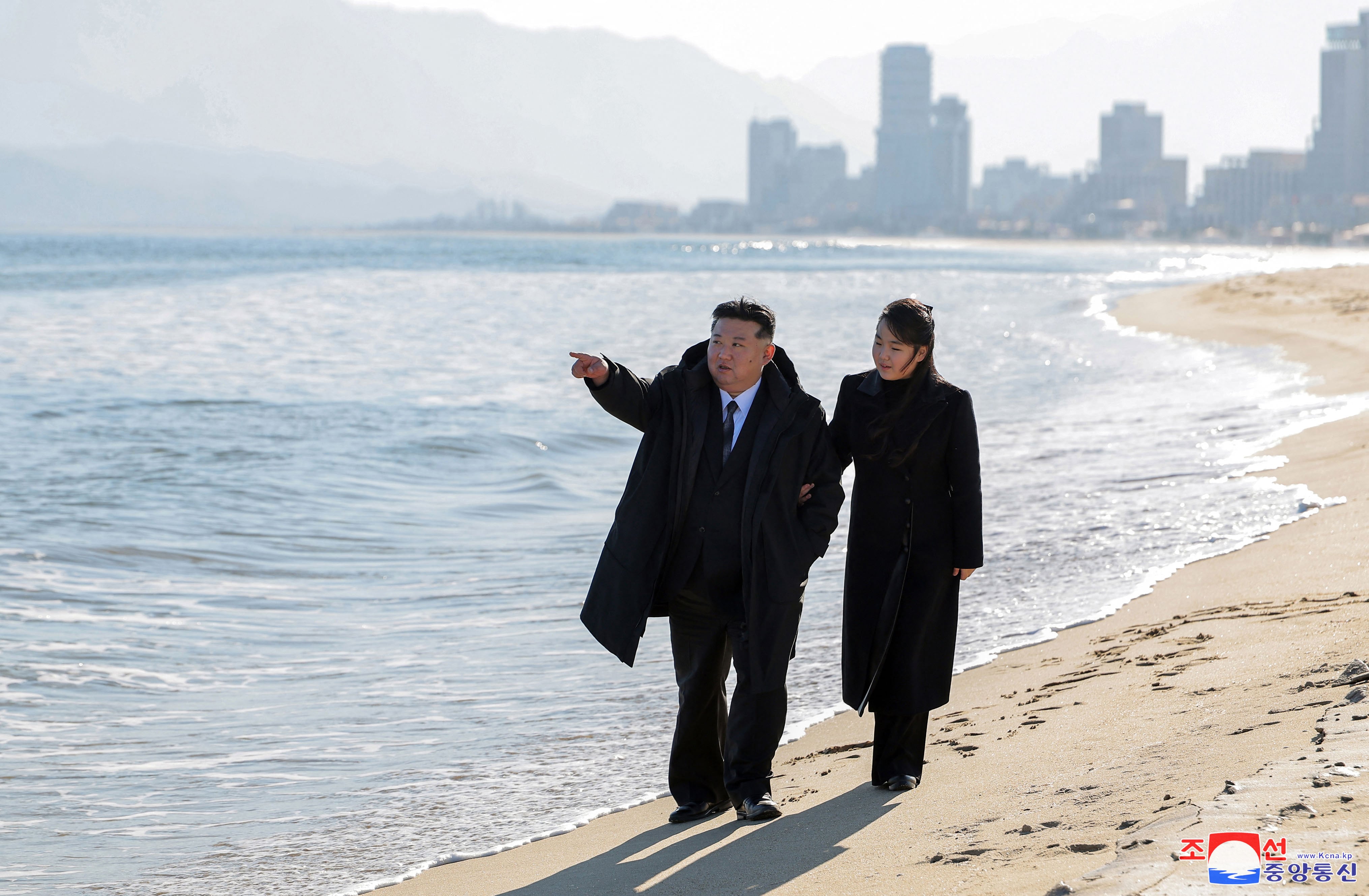 Corea del Norte prepara un complejo turístico de lujo frente al mar: Kim Jong-un explica el objetivo de este ambicioso proyecto