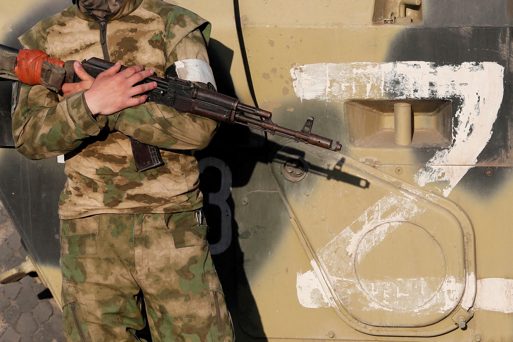 En imágenes : Más tropas ucranianas se rinden en Mariupol