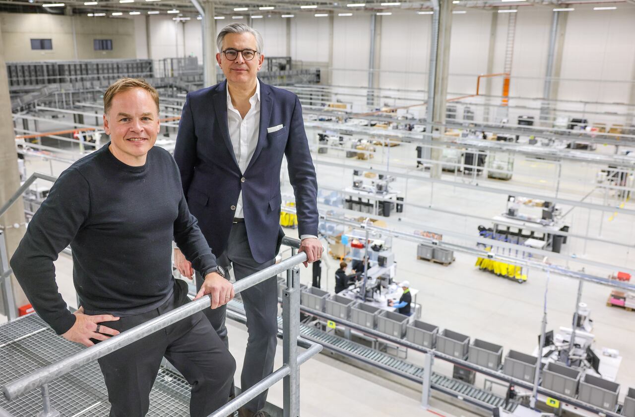 Gracias a su proximidad al aeropuerto, el 20 % de los pedidos se entregarán un día antes en el futuro, según la empresa.