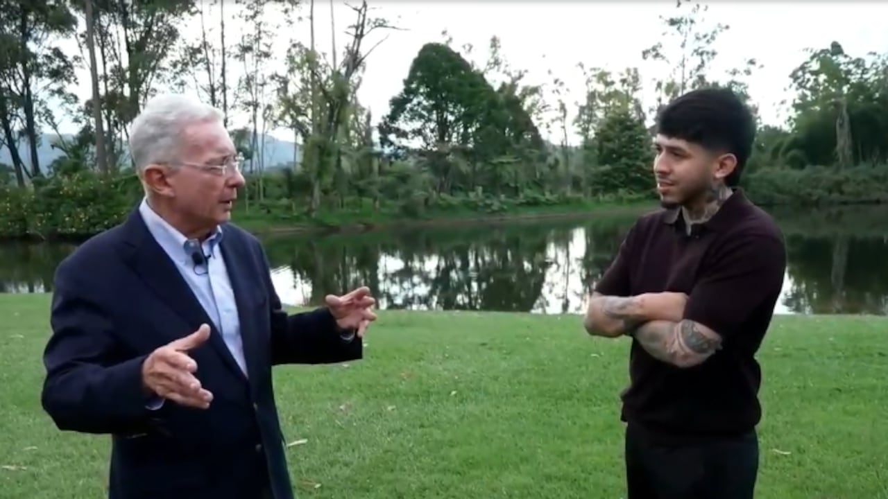 Álvaro Uribe y Westcol en El Uberrimo.