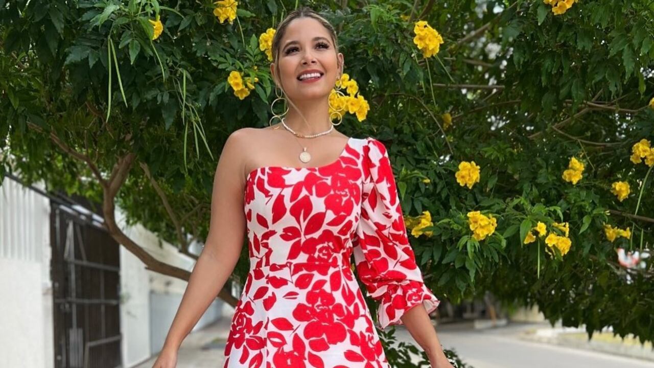 La periodista Melissa Martínez fue indagada por un medio en pleno centro comercial.