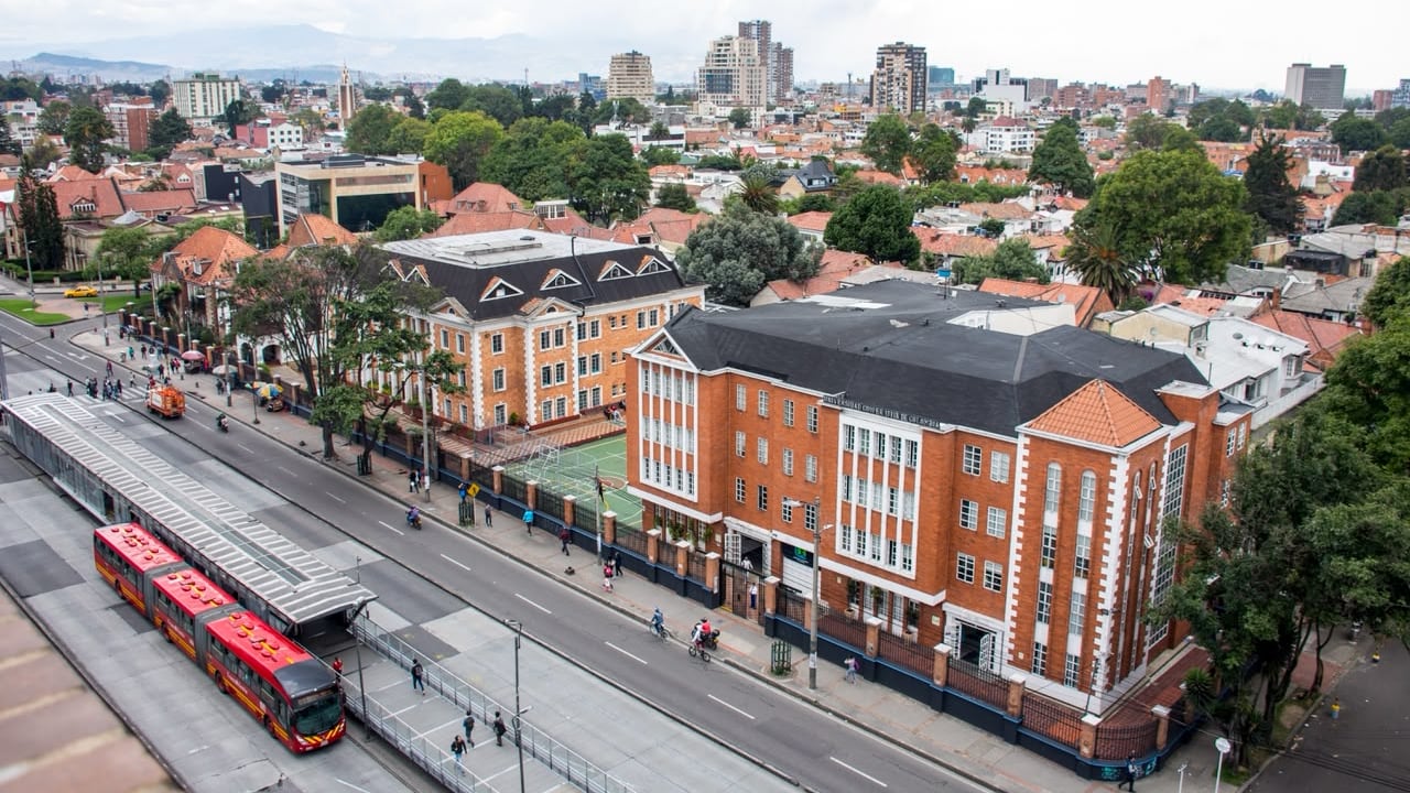Universidad Cooperativa de Colombia recibe reconocimiento