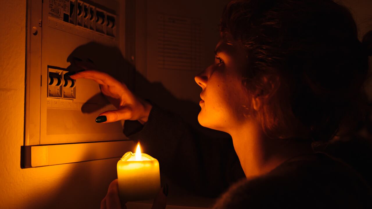 Un corte de luz puede afectar las tareas cotidianas de los usuarios. (Imagen de referencia).