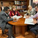 Alejandro Gaviria con miembros del Partido de la U.