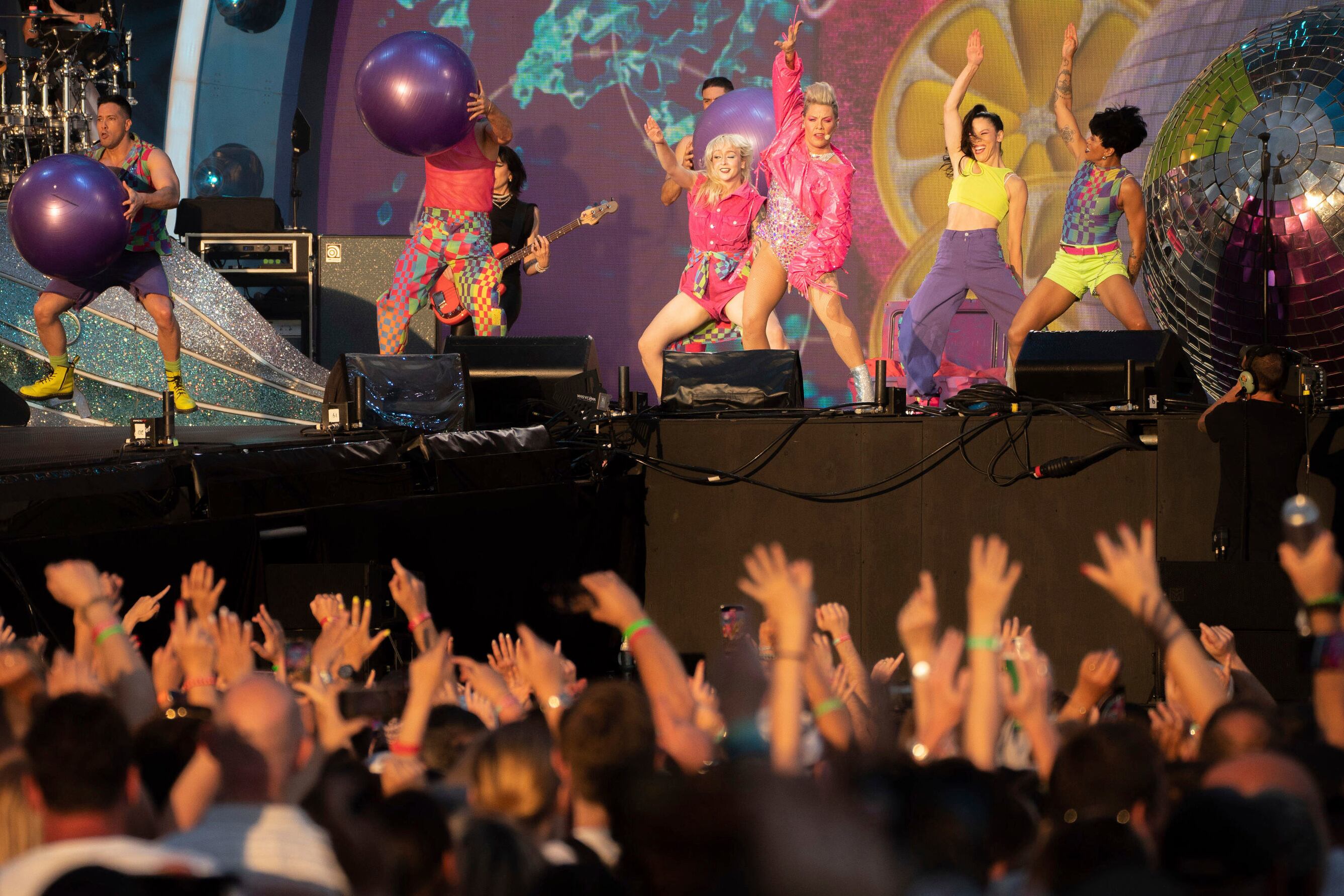 Pink en un concierto en Londres