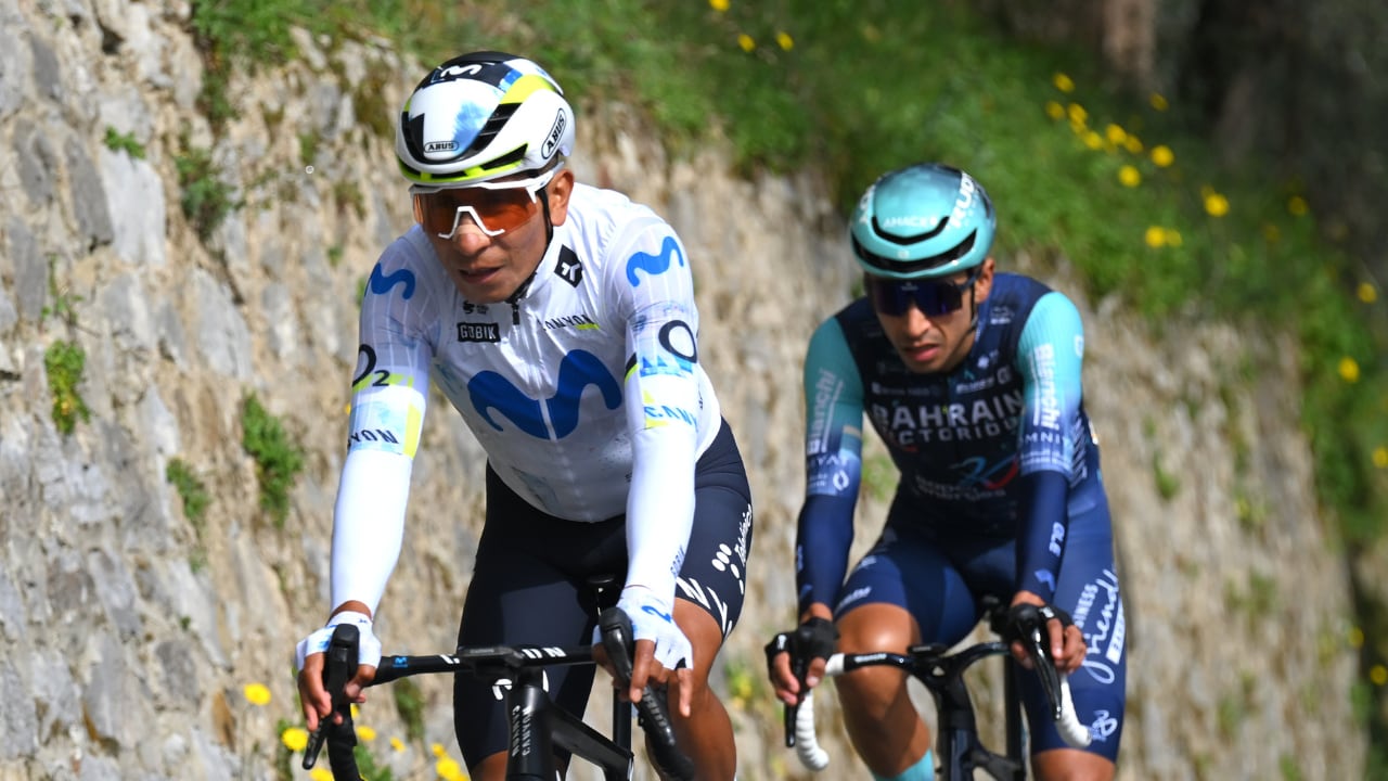 Nairo Quintana y Santiago Buitrago en competencia durante la etapa 2 de Tirreno-Adriatico.