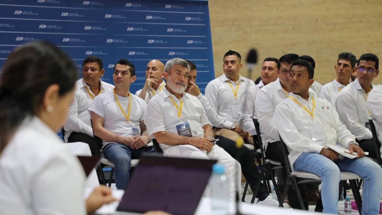 El general en retiro Henry Torres Escalante ante la JEP.