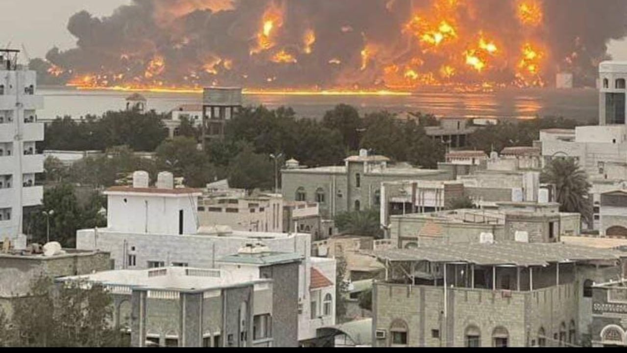 Israel bombardea el aeropuerto de Saná