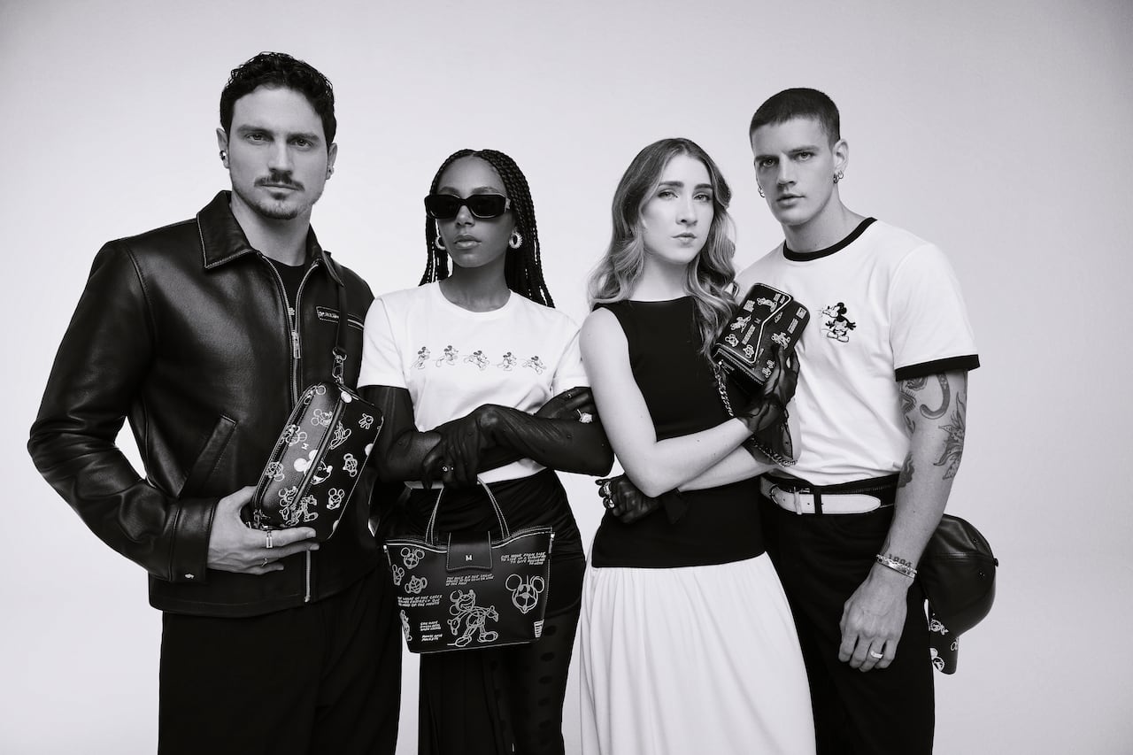 Mario Hernández - API