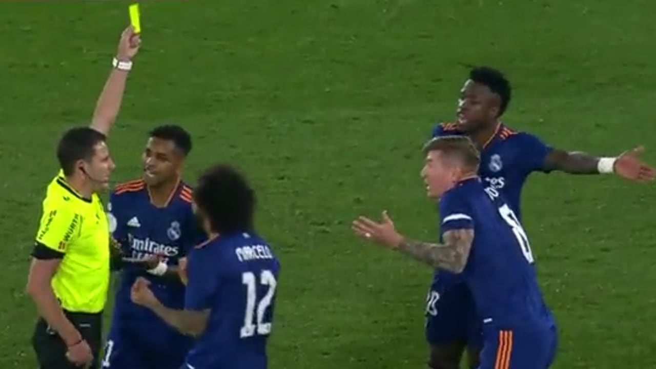 Toni Kroos fue amonestado de manera injusta.