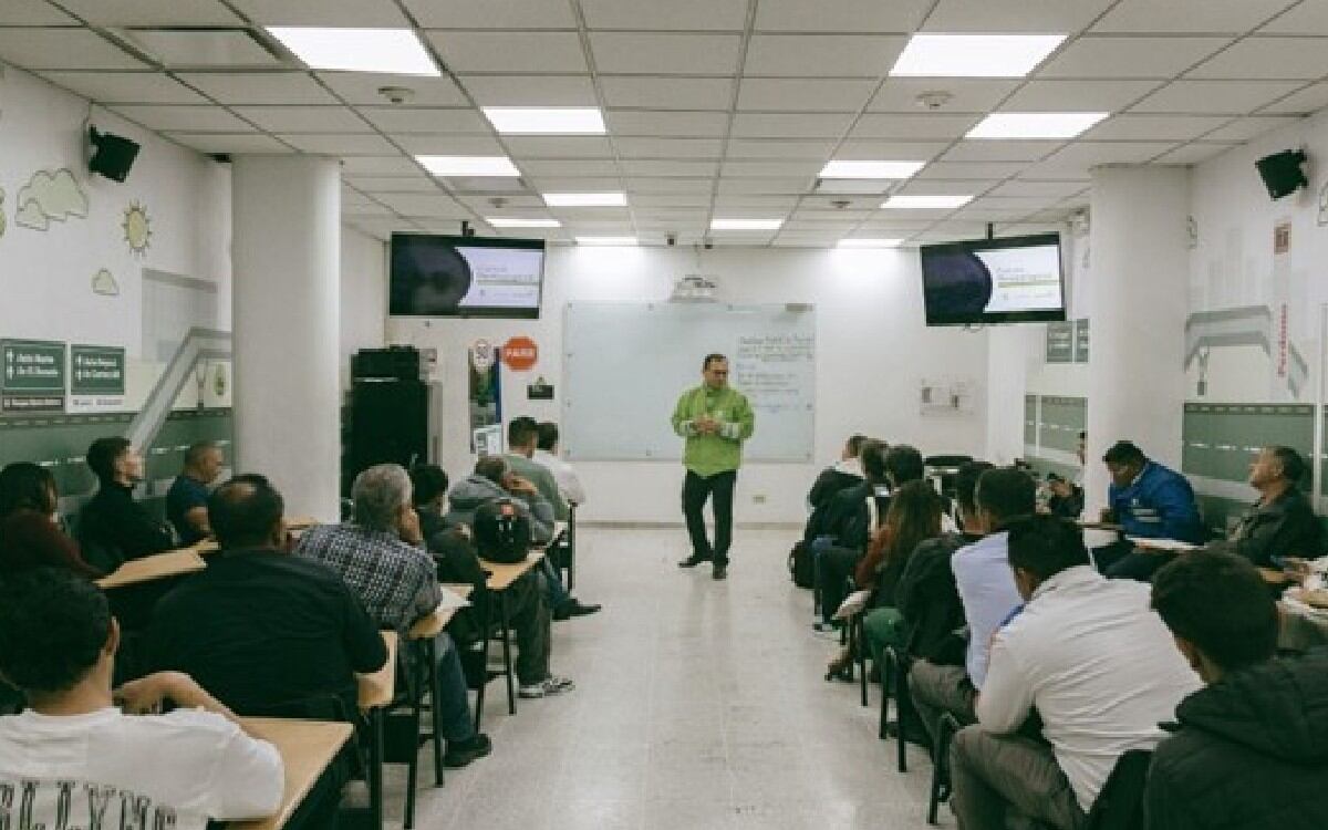 Cursos pedagógicos para conductores en Bogotá.