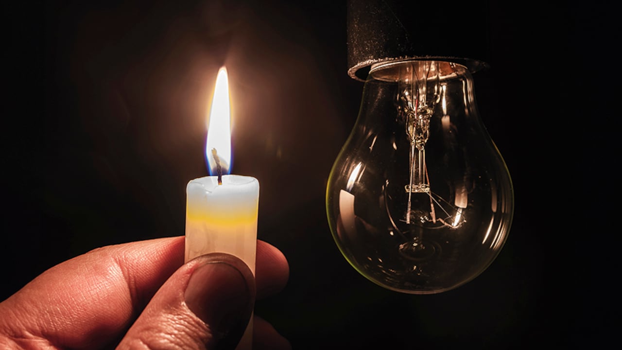 La búsqueda de una transición energética acelerada, junto a problemas financieros del sector, tiene al país con amenazas de apagones y de tener que aumentar sus importaciones de gas.