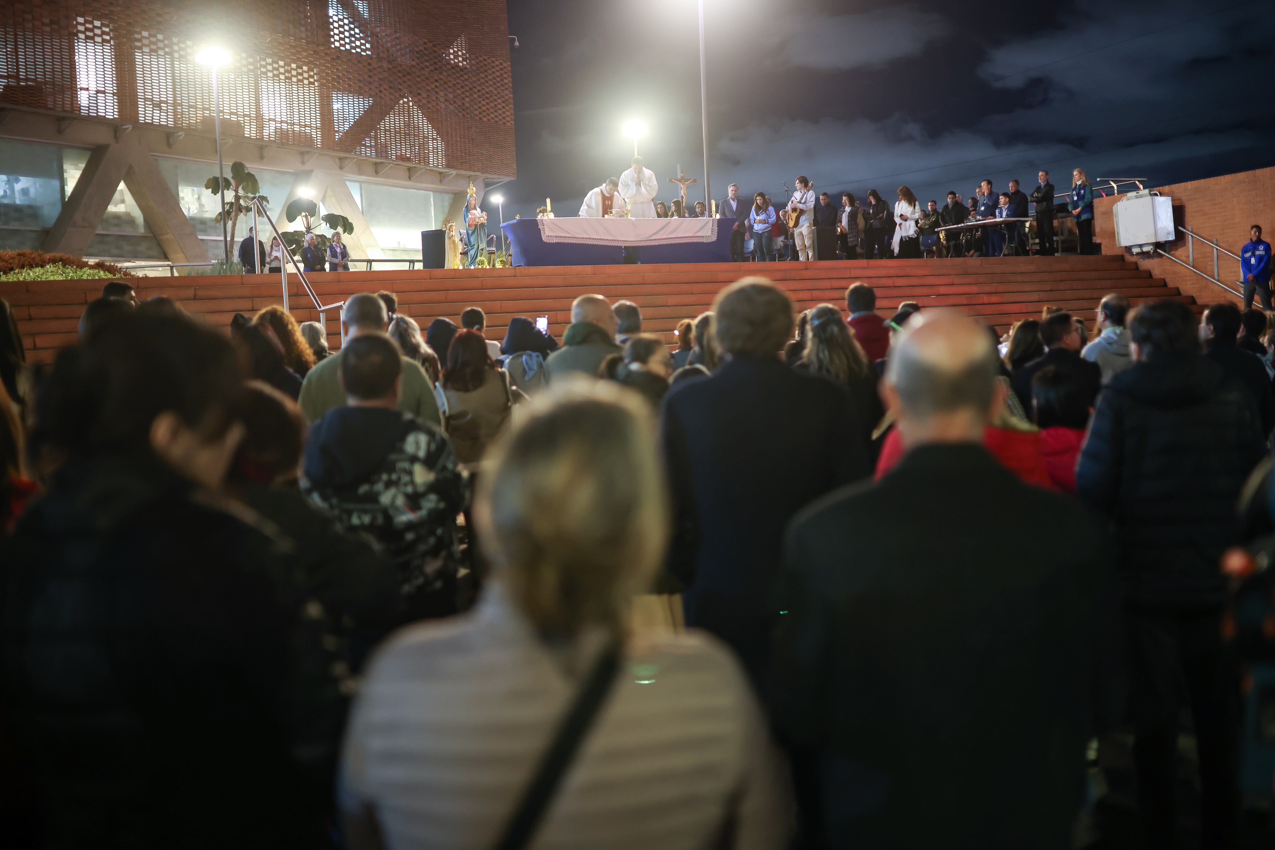 Jornada de oración por la salud de Miguel Uribe Turbay, en la Fundación Santa Fe.