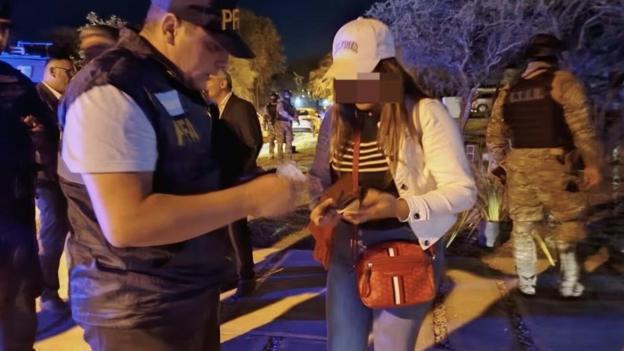 Alias Fito es ahora el fugitivo más peligroso de Ecuador tras su huida de la cárcel, desde donde comandaba la principal banda criminal de un país sumido en la violencia.