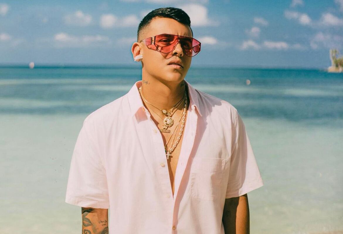 El artista comunicó la noticia a través de sus redes sociales.