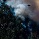 Quebec que se convirtió en el epicentro de incendios forestales que arrasan gran parte de Canadá, prevé evacuar a miles de personas más en las próximas horas, dijo este miércoles el primer ministro de la provincia. Photographer: James MacDonald/Bloomberg via Getty Images