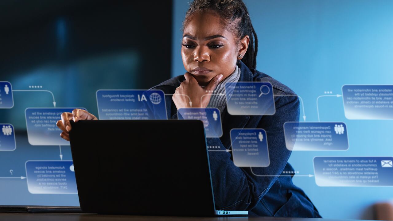 Para Almia, la clave del futuro laboral no es depender de la IA, sino aprender a interpretarla, ajustarla y supervisarla con criterio y contexto.