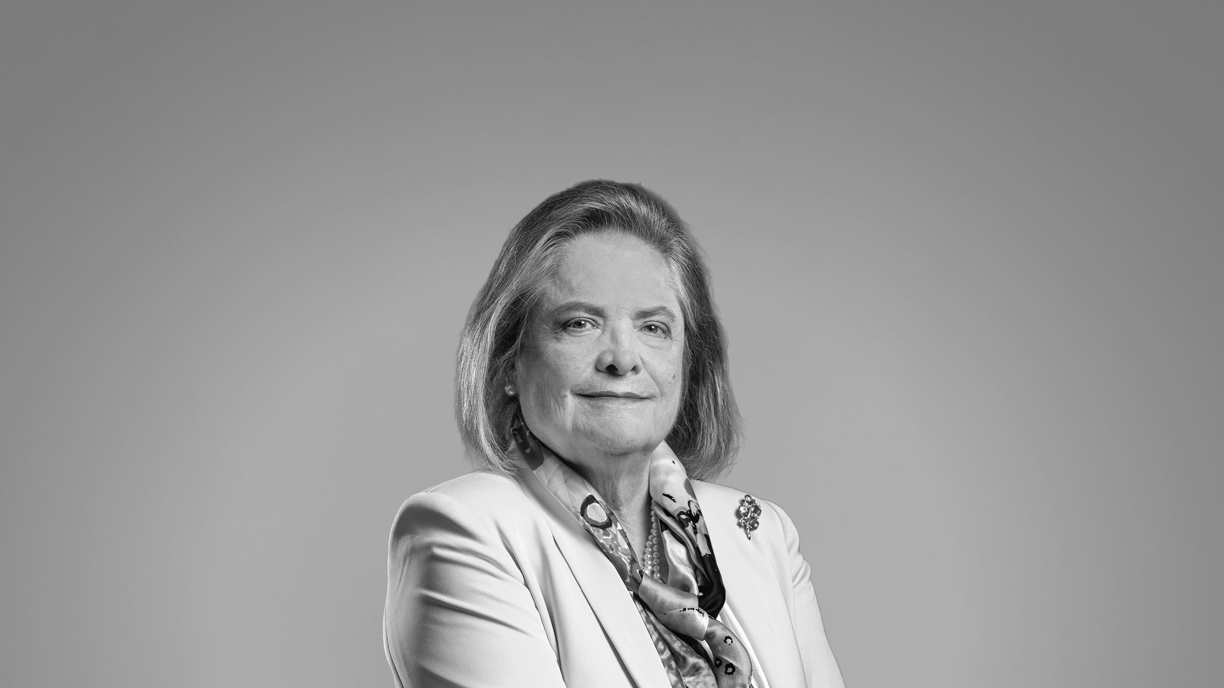 Clara López, columnista