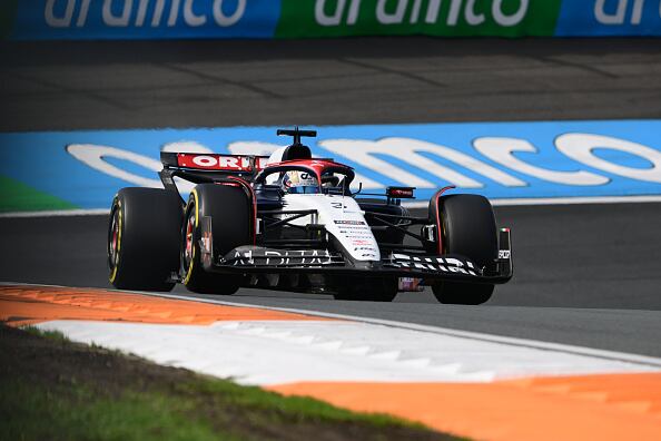 El australiano corre a servicio del AlphaTauri