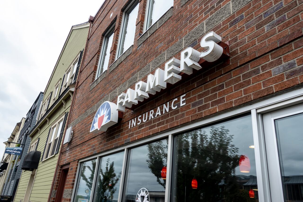 Farmers Insurance informó que está reforzando sus protocolos de ciberseguridad y colaborando con investigadores federales para rastrear el origen del ataque