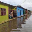 Inundaciones en Guaranda, Sucre, por desbordamiento del Río Cauca. Atención de emergencia desde la Armada Colombia y la UNGRD.