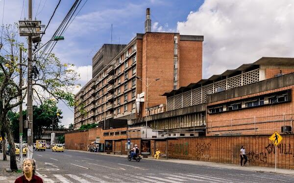 El cierre de esta clínica ha generado gran preocupación entre usuarios y pacientes.