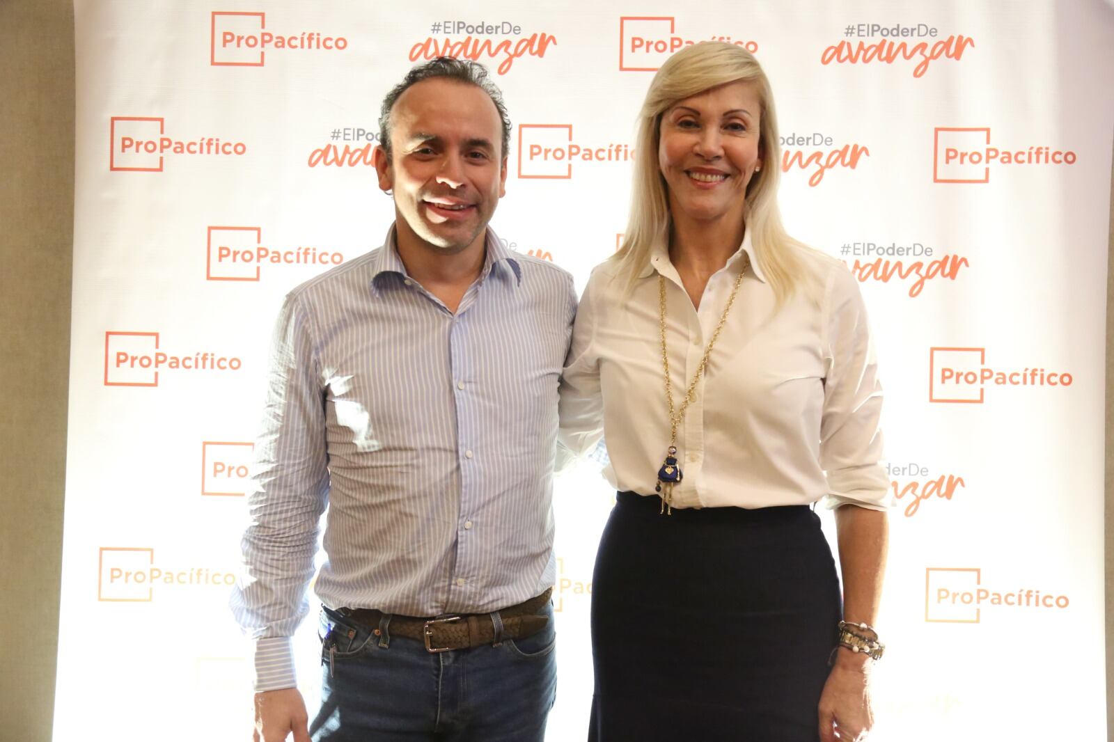 Tanto a la nueva gobernadora del Valle, Dilian Francisca Toro, como el alcalde electo de Cali, Alejandro, se les ha visto muy activos en su trabajo por la región. Su alianza será importante para seguir impulsando proyectos estratégicos.