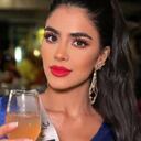 La candidata se robó las miradas con sensuales fotos.