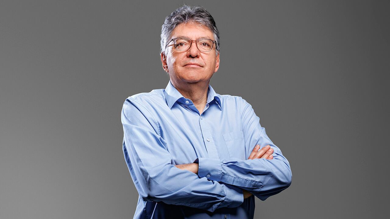 Para Cárdenas, hay que cerrar el Ministerio de Igualdad, también las embajadas que se crearon en África y que formaron parte de una gira diplomática de Francia Márquez.