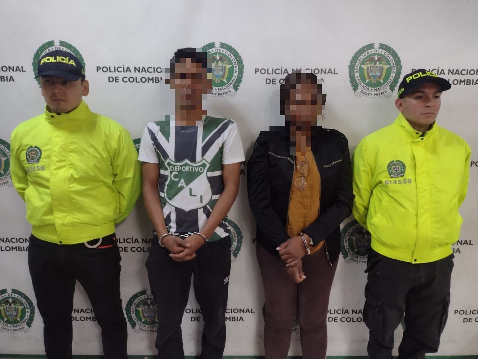 Los dos capturados deberán responder por el presunto abuso de una menor de edad.