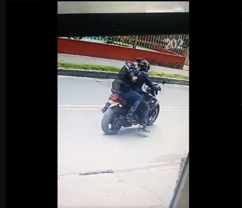 Balacera en la localidad de Kenendy.