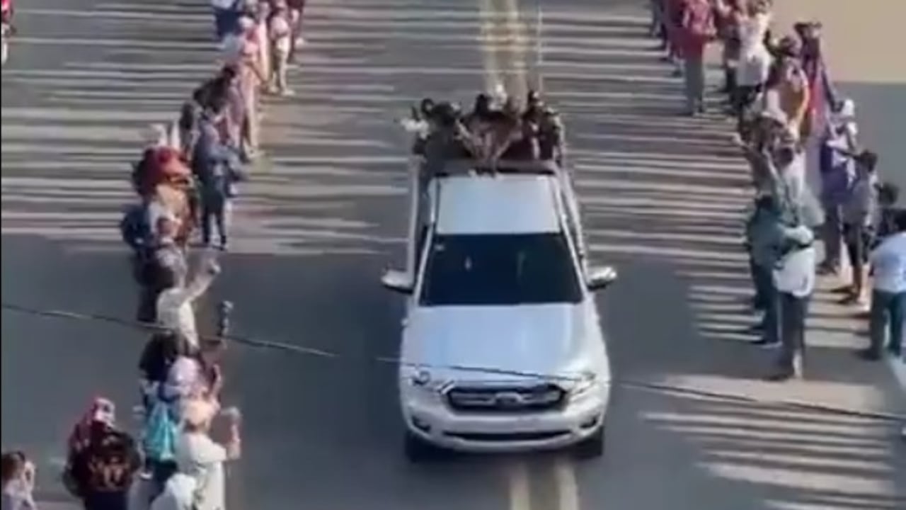 El desfile se llevó a cabo en carreteras mexicanas.