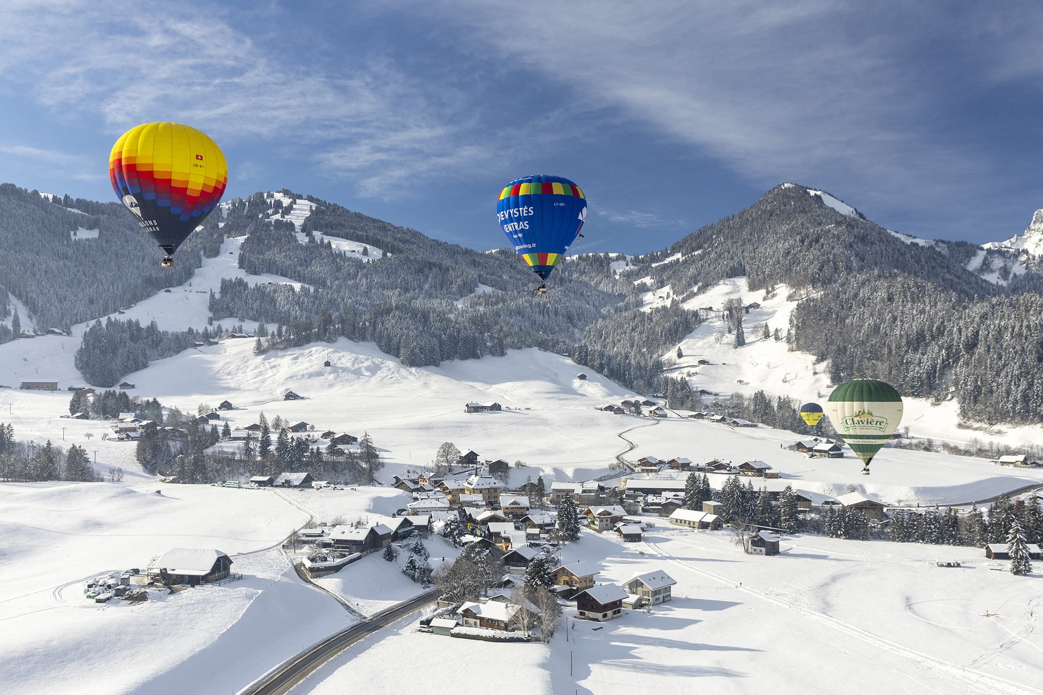 En imágenes : 43° Festival Internacional de Globos Aerostáticos en Chateau-d'Oex