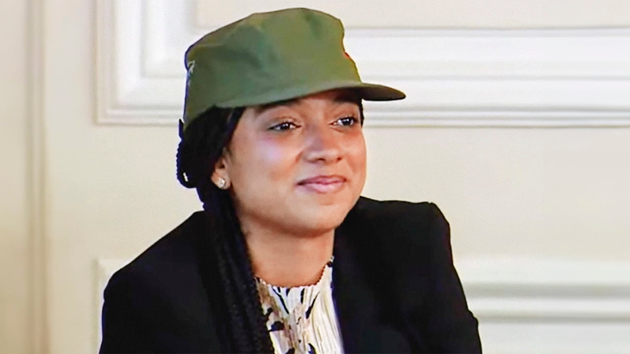 Juliana Guerrero, quien se ha vuelto una figura poderosa en el Gobierno Petro, validó más de cinco años de experiencia laboral en Raíces Afro.