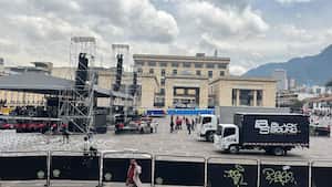 Tarima marchas 27 de septiembre.