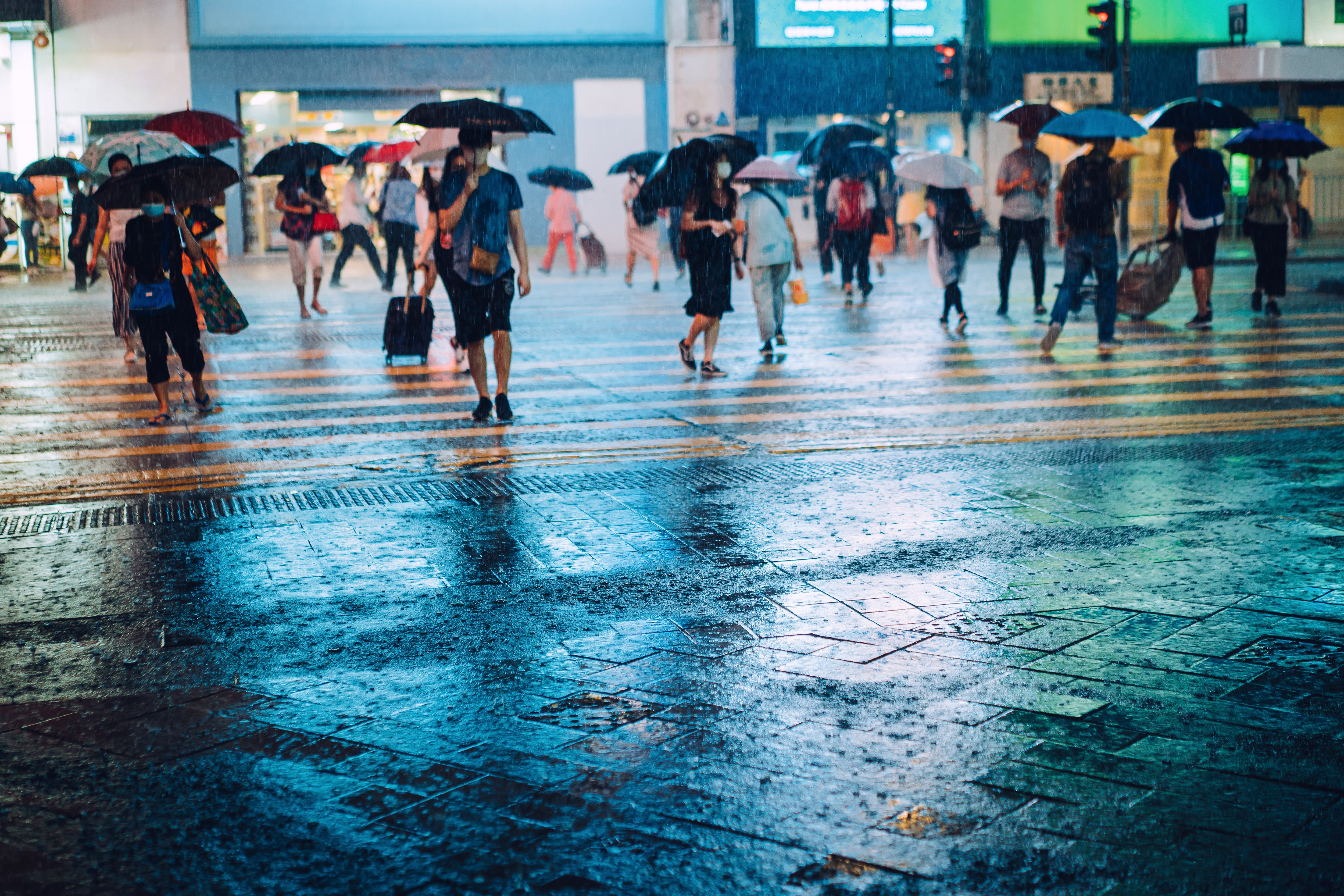 El pronóstico oficial indica lluvias ligeras y moderadas en varias localidades de Bogotá durante la tarde y la noche, con temperatura máxima de 19 °C.