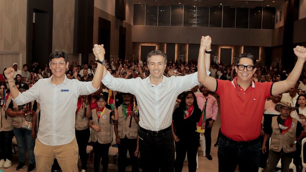 Jaime Santamaría, Daniel Quintero y el senador Pedro Florez.