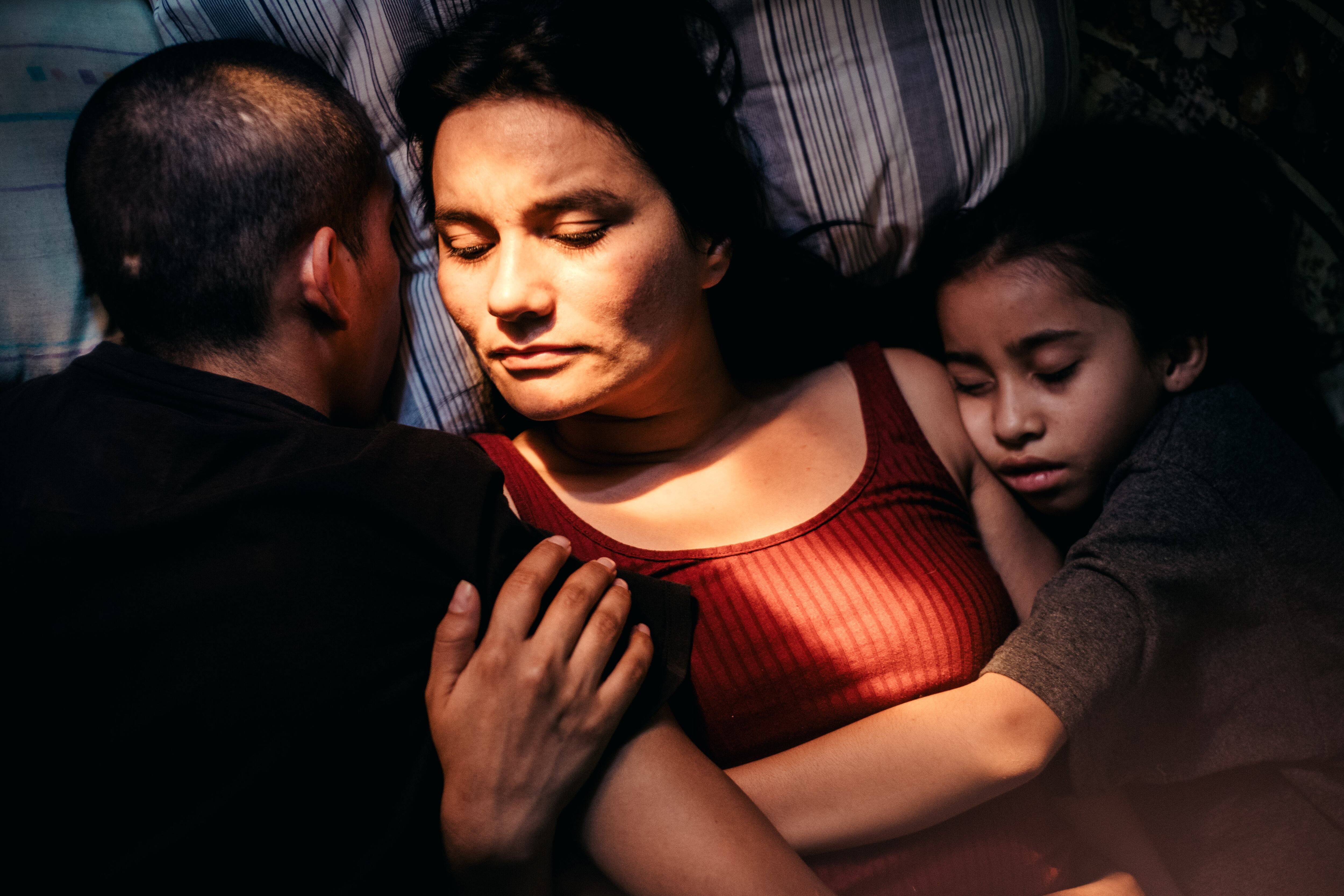 'Amparo' de Simón Mesa Soto / stills y detrás de cámaras