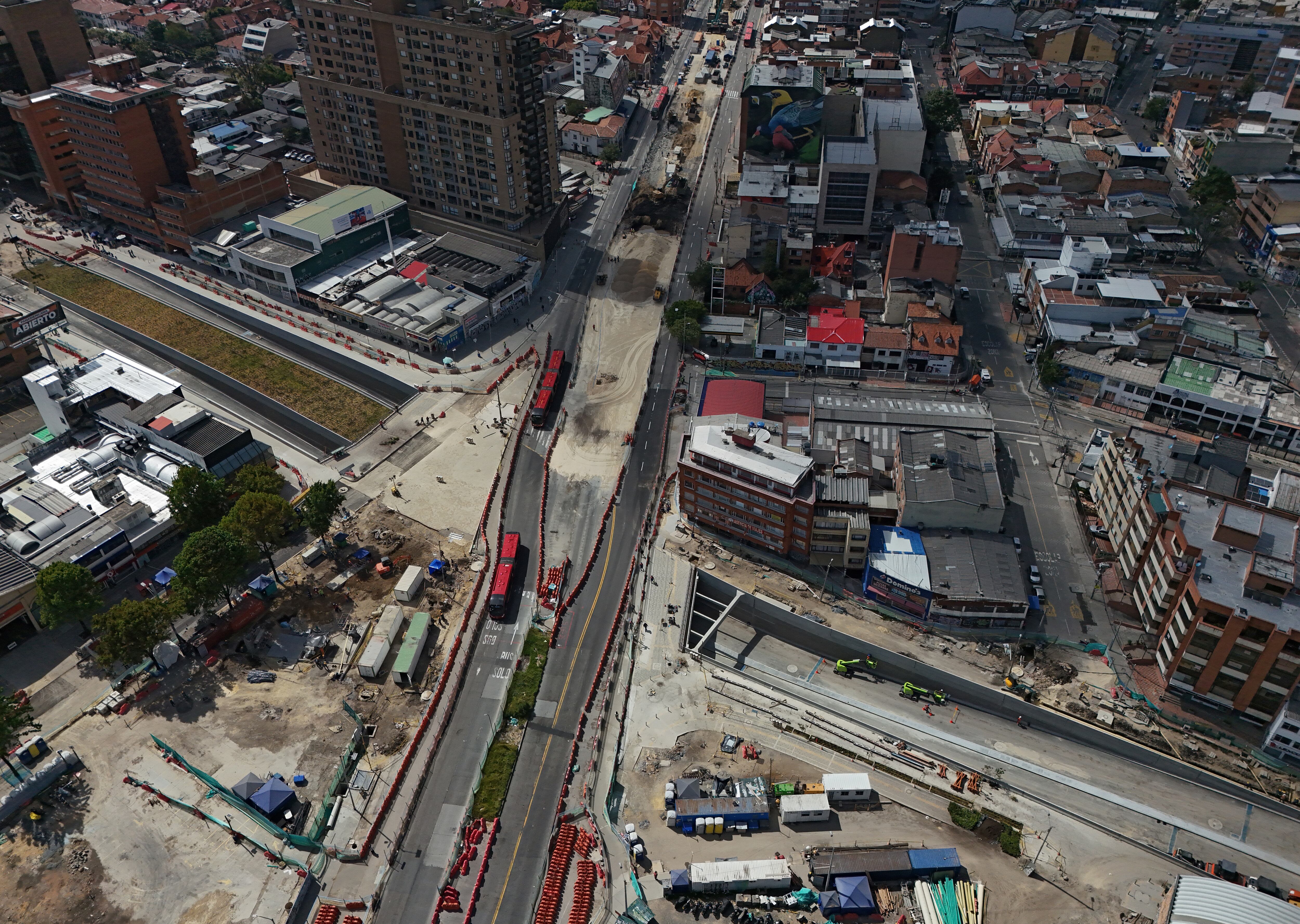 Obras  Metro de Bogotá intercambiador vial Calle 72 avenida Caracas
construcción de la primera Línea del Metro 
Bogota enero 21 del 2025
Foto Guillermo Torres Reina - SEMANA