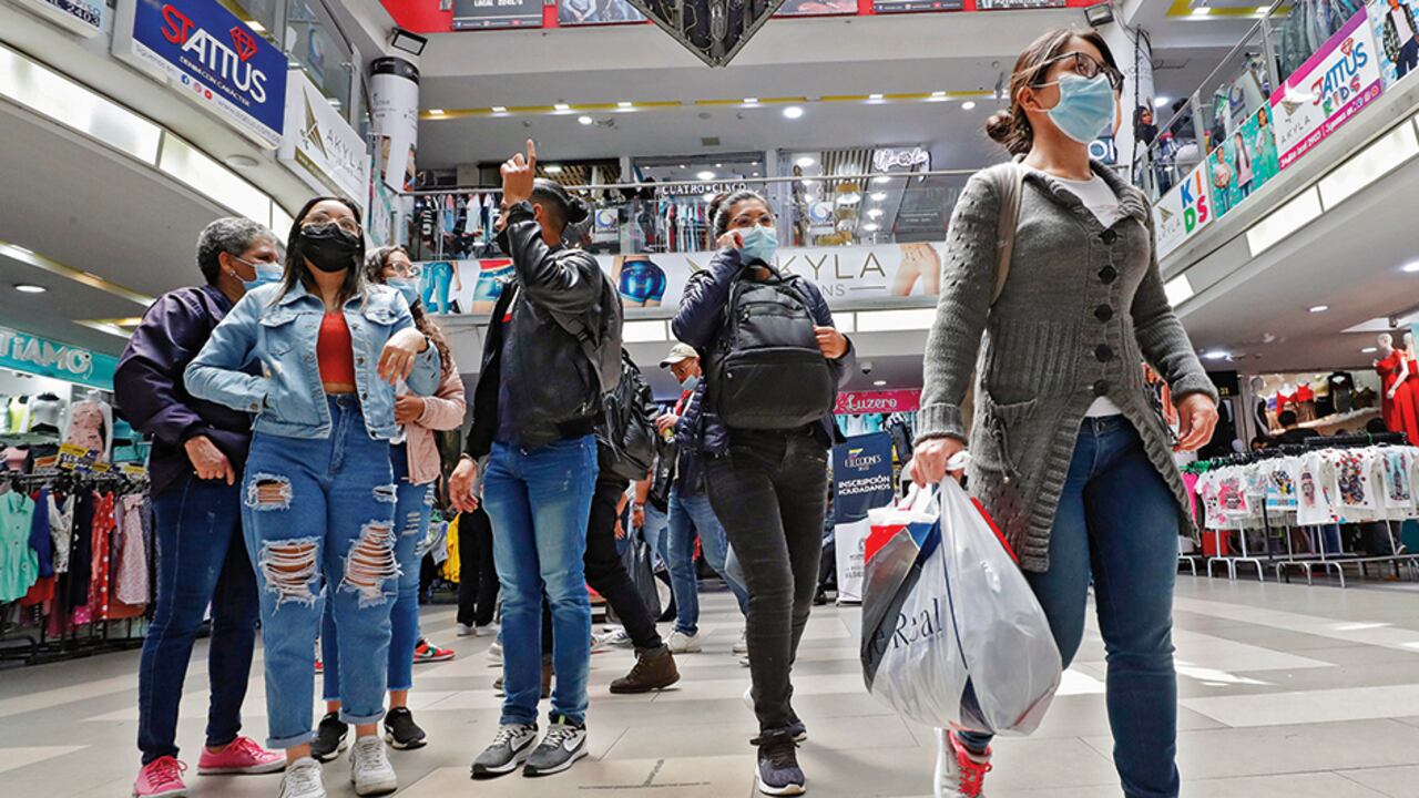 El año entrante la desaceleración económica será evidente. El Emisor ajustó sus proyecciones y estima para 2023 un crecimiento cercano a 0 por ciento. Las inversiones en la industria extractiva se resentirán.