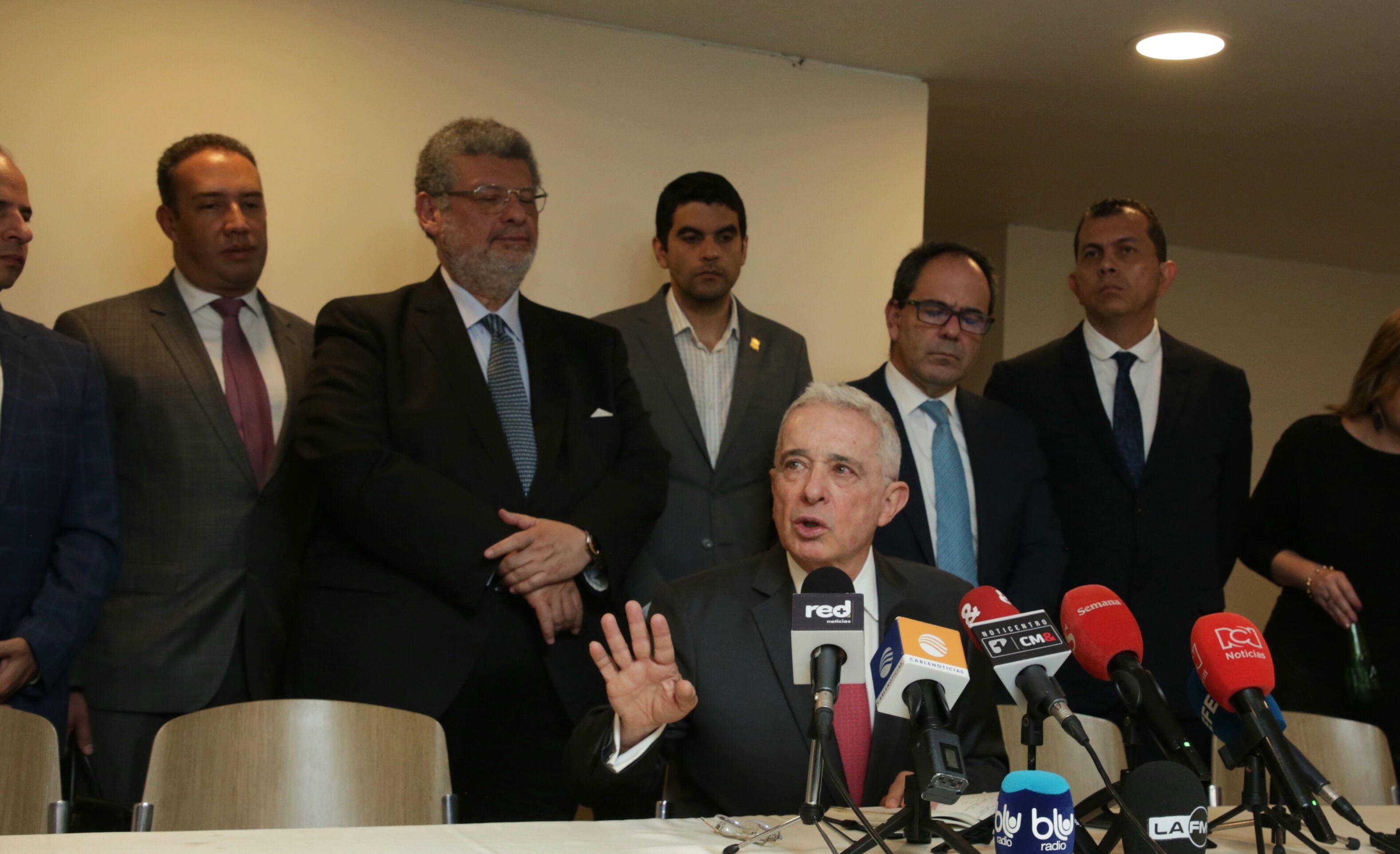 Rueda de Prensa expresidente Álvaro Uribe Vélez y el Centro Democrático