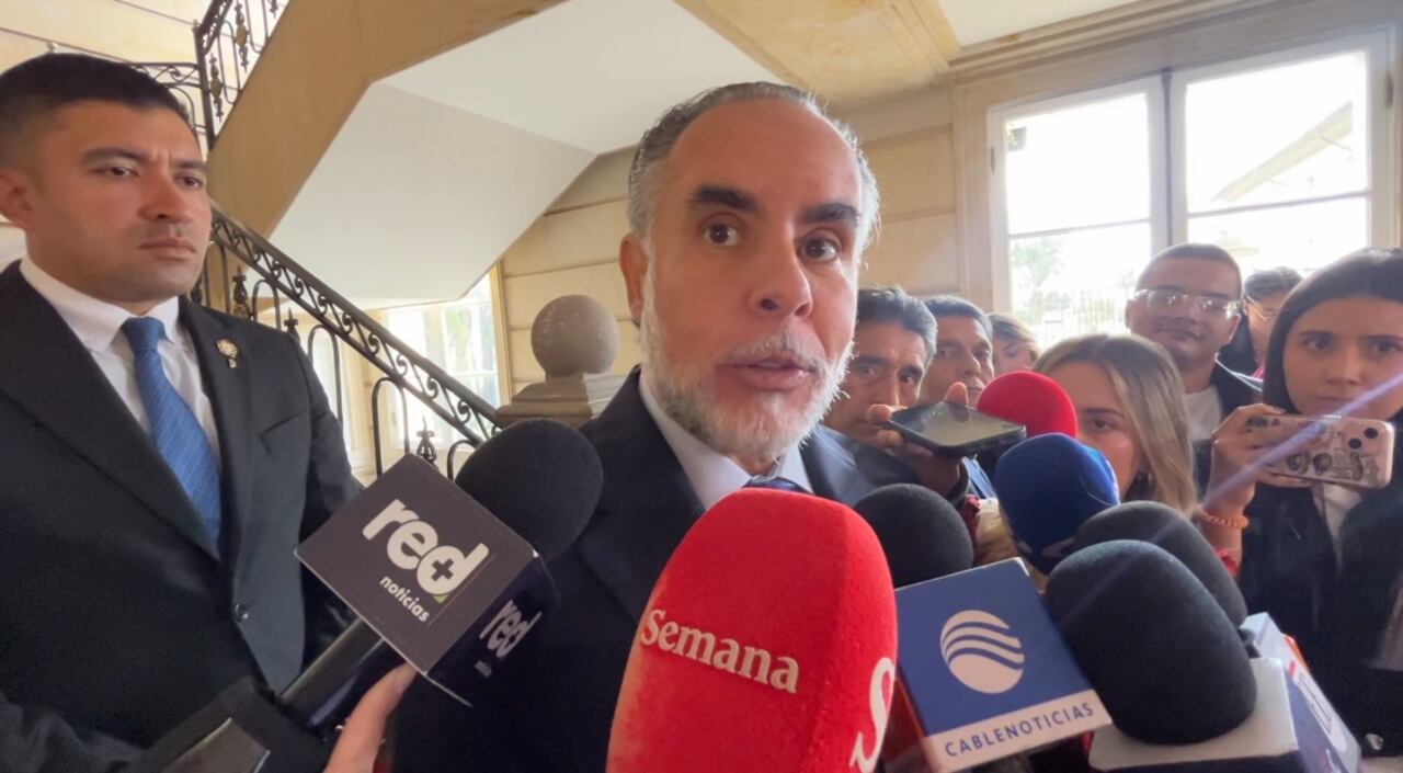 Armando Benedetti, ministro del Interior.