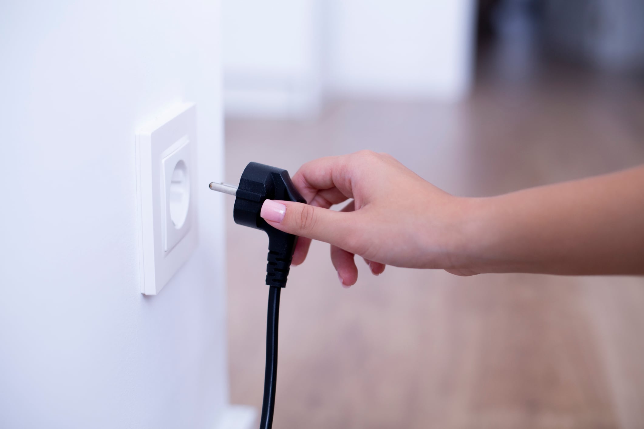 La duda sobre si es seguro conectar un PC directamente al tomacorriente es común entre los usuarios. Este análisis busca aclarar el asunto.