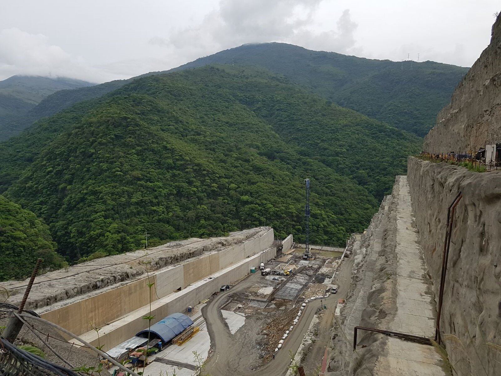 El megaproyecto energético de Hidroituango presenta un nuevo contratiempo, luego que el Grupo EPM declara desierto el proceso que buscaba la contratación de las obras civiles finales y donde había presentado interés el Consorcio Ituango PC-SC.