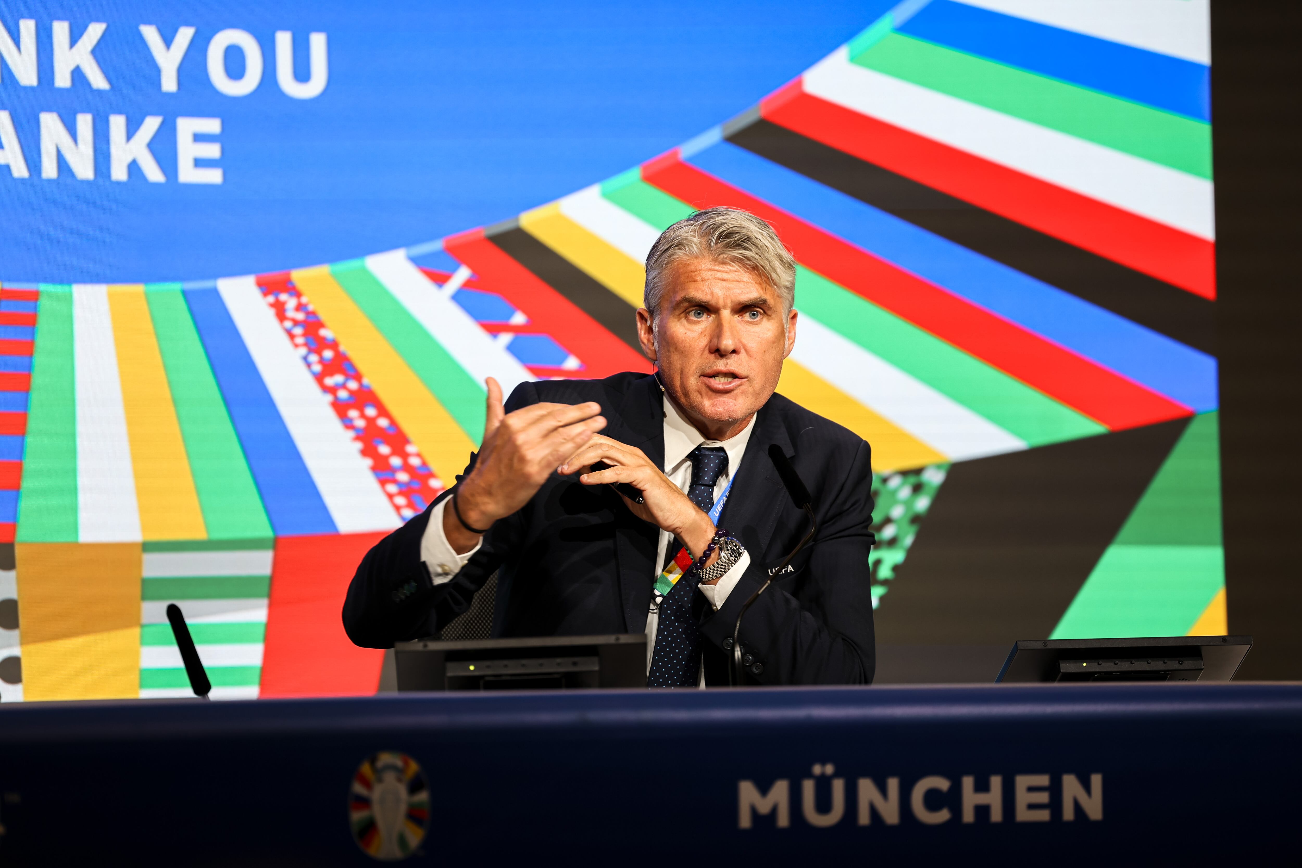 El Jefe de Árbitros de la UEFA, Roberto Rosetti, durante la rueda de prensa de la UEFA en el Munich Football Arena el 12 de junio de 2024 en Múnich, Alemania.