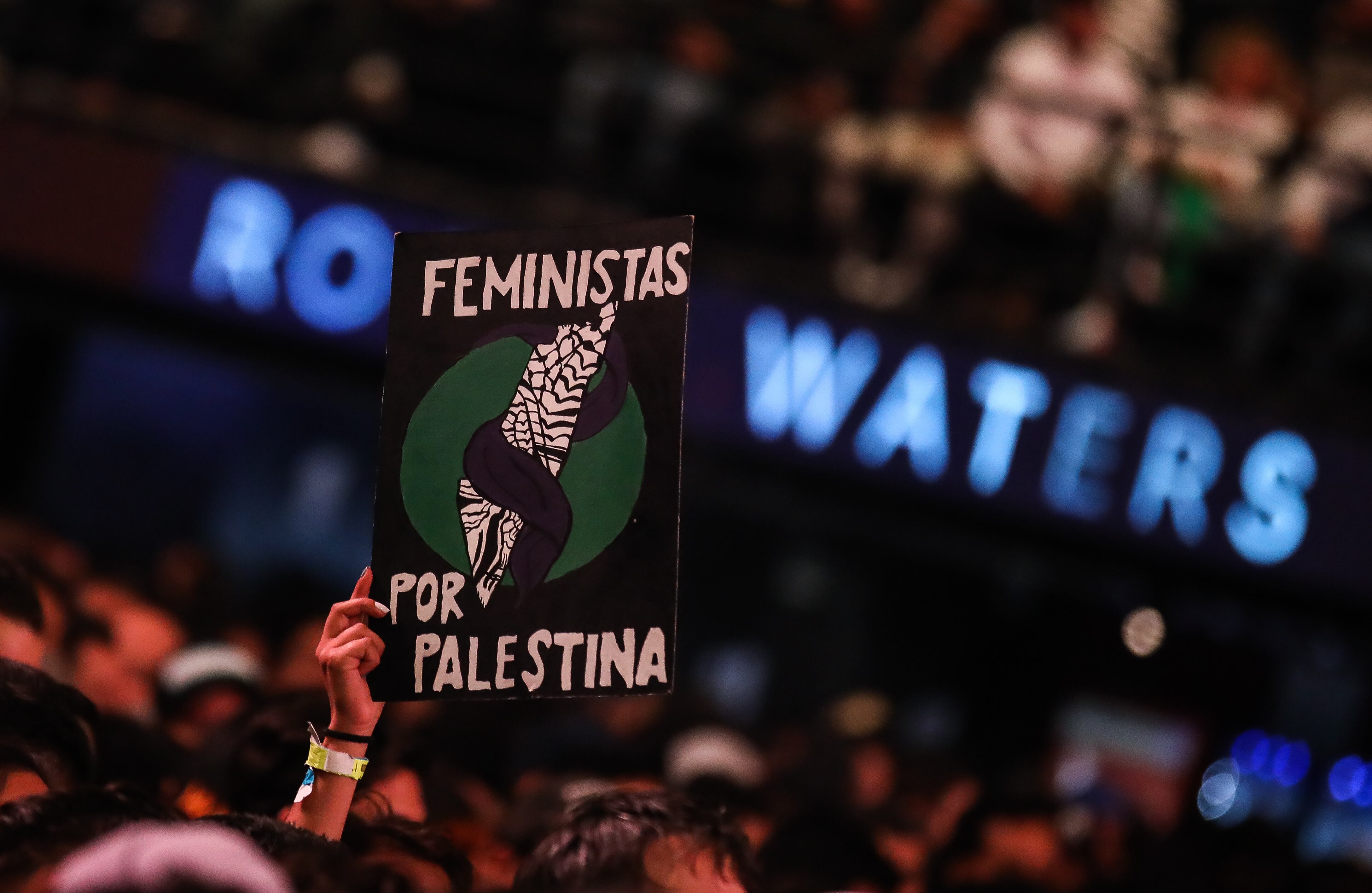 Concierto 5 de diciembre en el coliseo Live en la ciudad de Bogotá